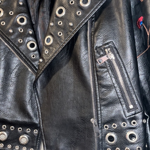 Leather jacket - Picture 5 of 7